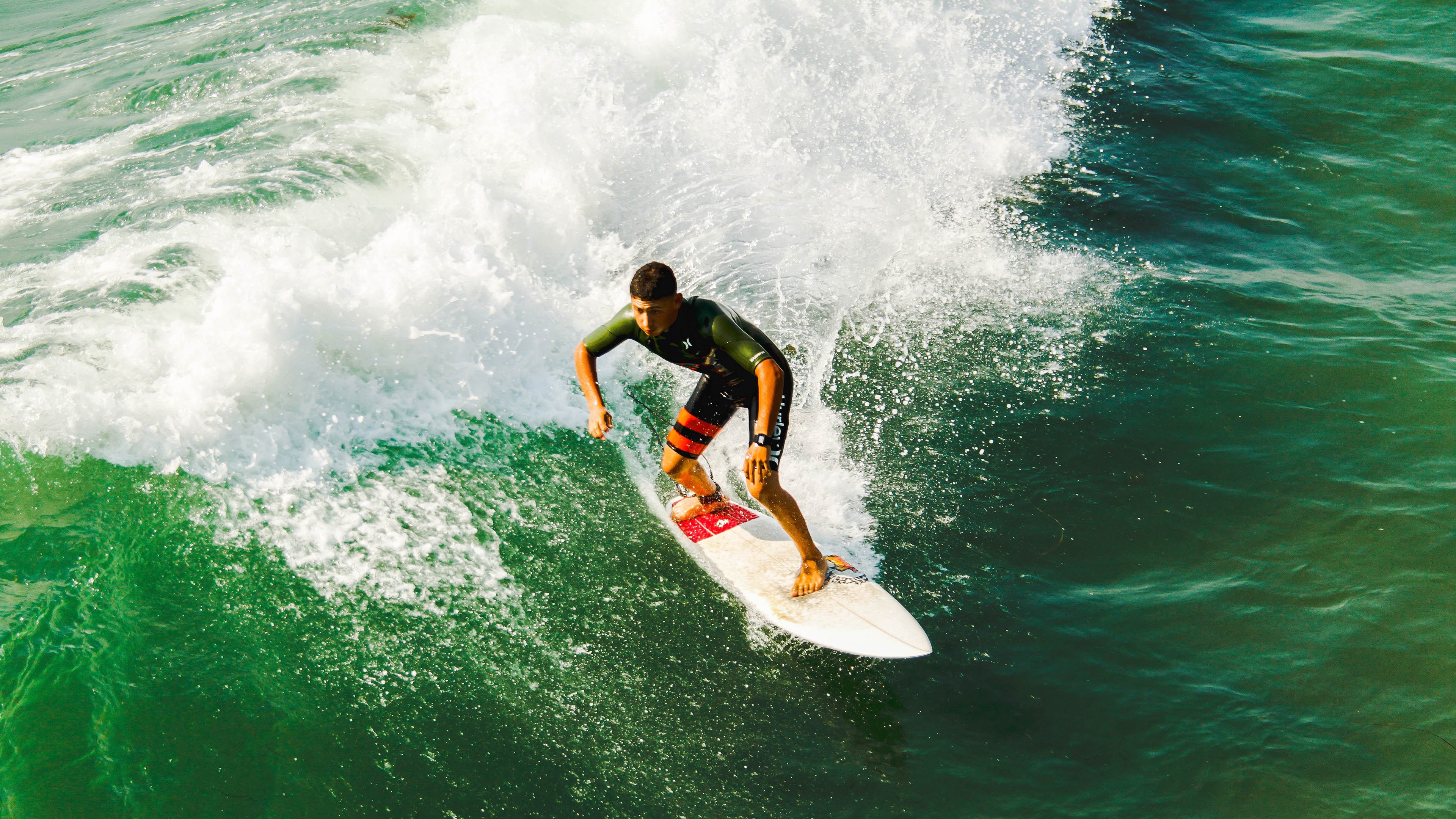 凯尔特人逆转热火，库里成为关键先生