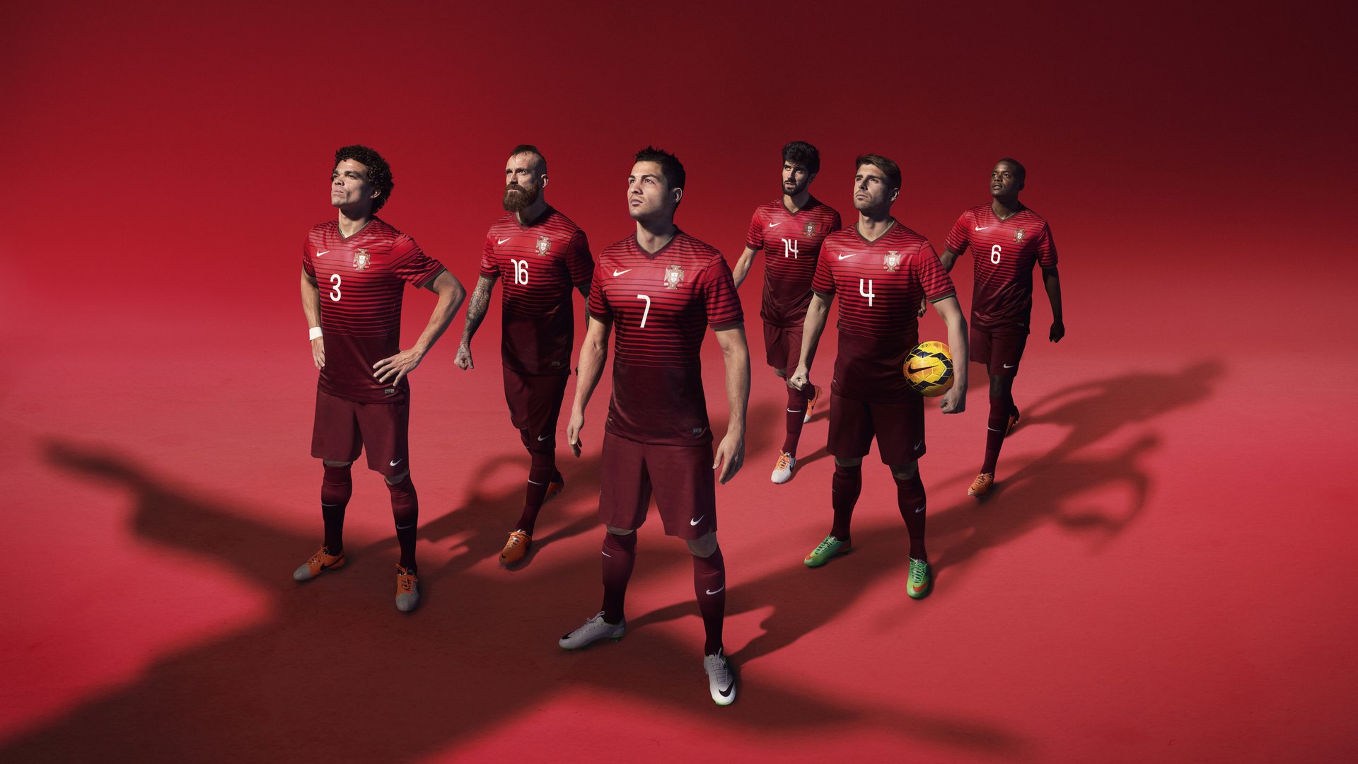 赛道与球场，速度与力量的极致对决